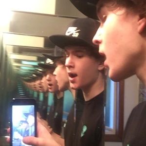 Meet your Posher, Andrew